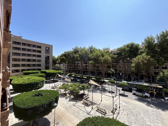 Office for rent in Torrent - € 700 (Ref: 9215459)