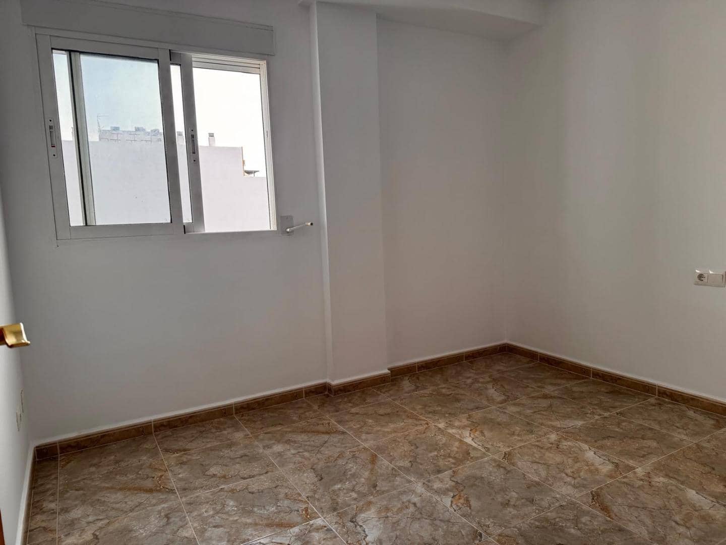 3 chambre Appartement à vendre à Montserrat - 160 000 € (Ref: 9283943)