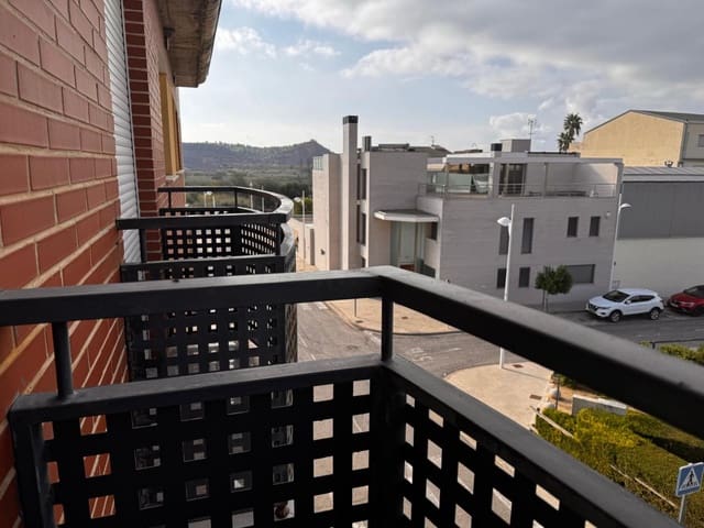 3 makuuhuone Asunto myytävänä paikassa Montserrat - 160 000 € (Ref: 9283943)