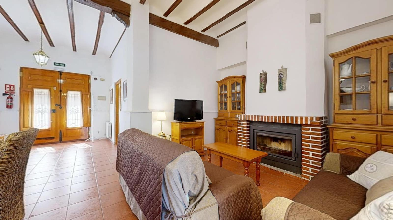 3 sovrum Radhus till salu i Anna - 245 000 € (Ref: 9311554)