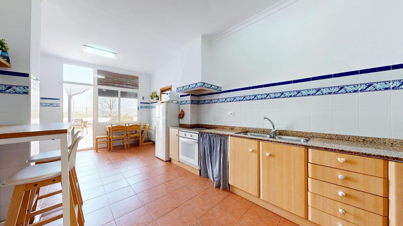 3 sovrum Radhus till salu i Anna - 245 000 € (Ref: 9311554)