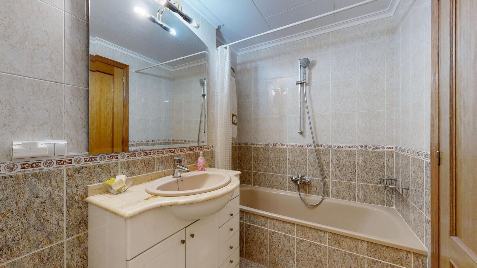 3 slaapkamer Flat te koop in Paiporta - € 235.000 (Ref: 9325754)