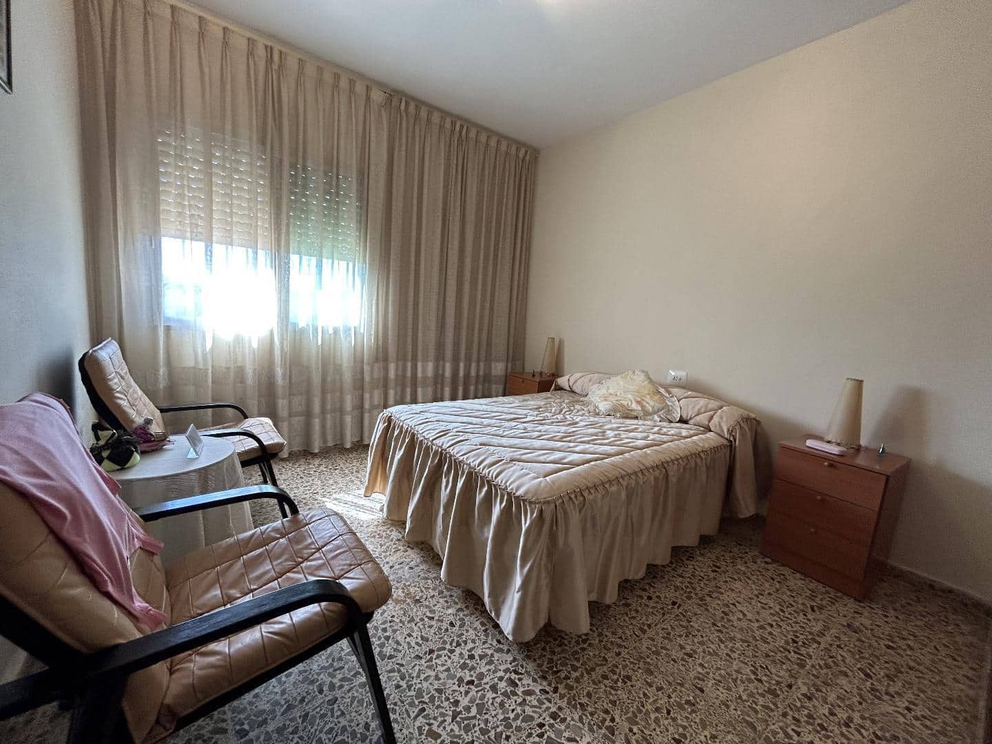 Finca/Country House for sale in Torrent - € 275,000 (Ref: 9325755)