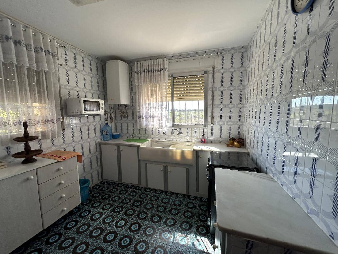 Finca/Country House for sale in Torrent - € 275,000 (Ref: 9325755)