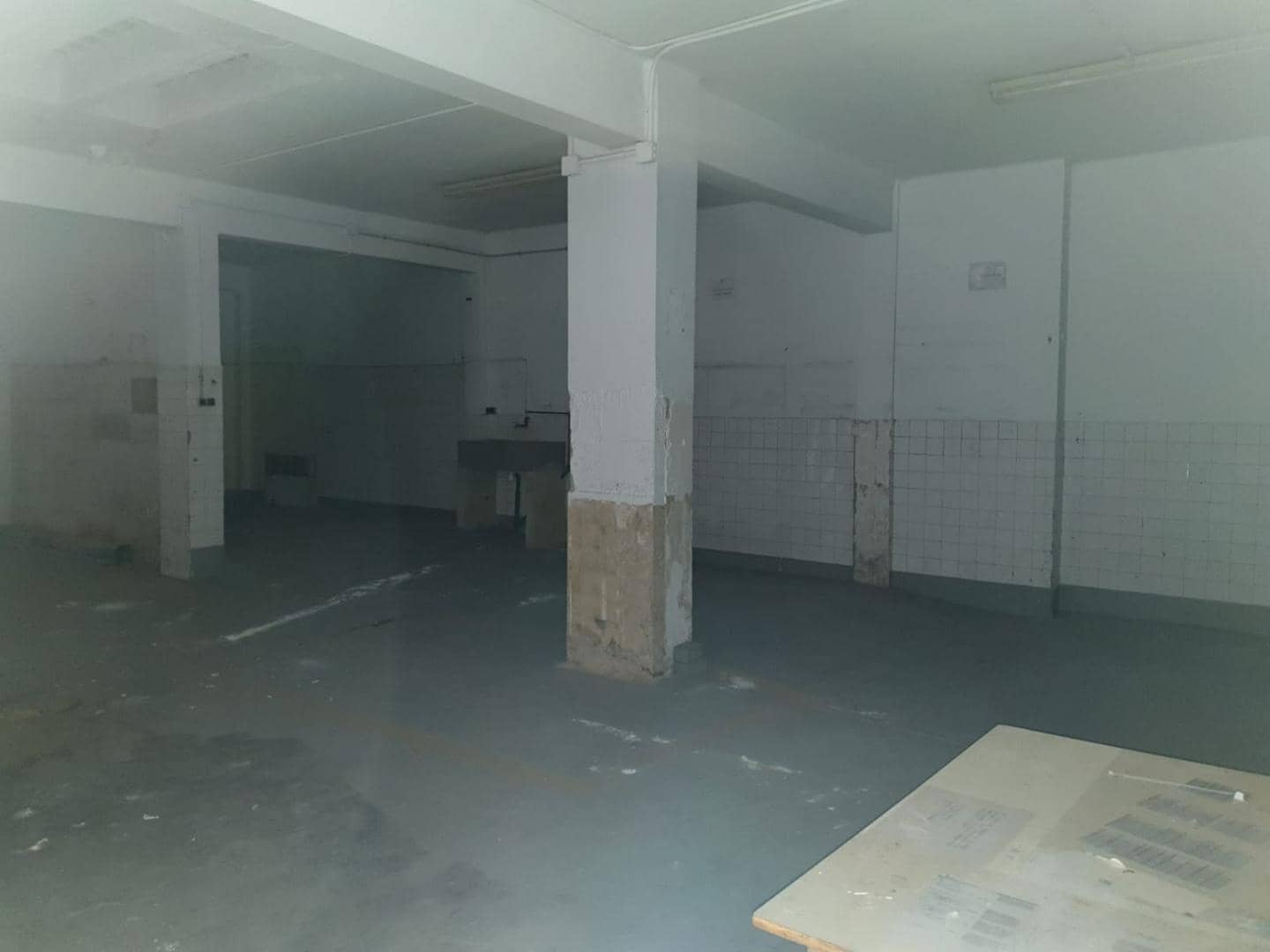 Commerciale in vendita in Torrent - 200.000 € (Rif: 9328546)
