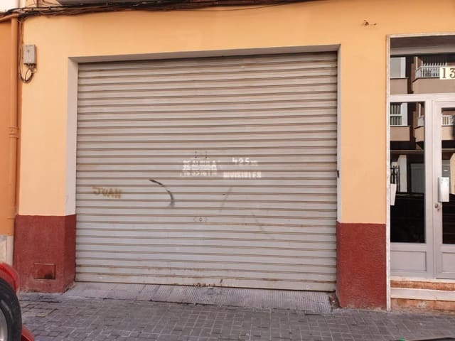 Commercial for sale in Torrent - € 200,000 (Ref: 9328546)