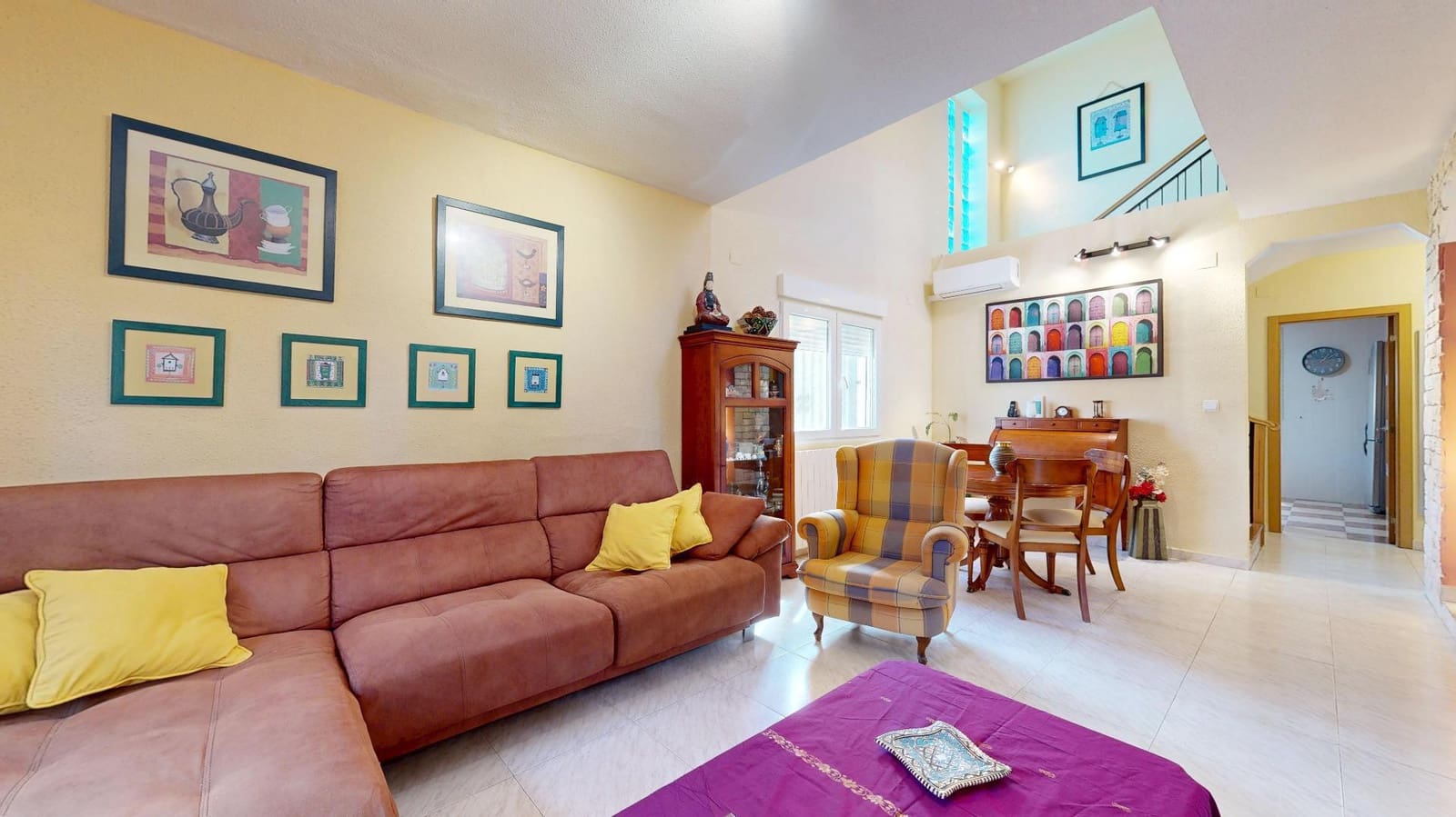 4 quarto Moradia para venda em Chiva com piscina - 420 000 € (Ref: 9345243)