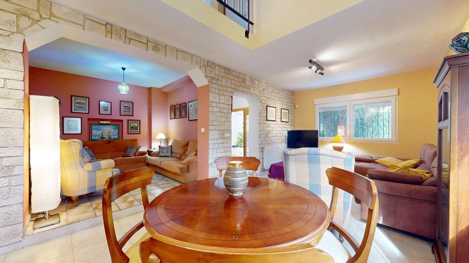 4 quarto Moradia para venda em Chiva com piscina - 420 000 € (Ref: 9345243)