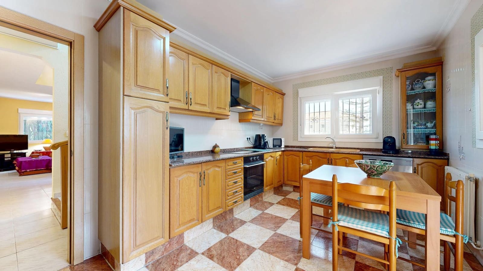 4 quarto Moradia para venda em Chiva com piscina - 420 000 € (Ref: 9345243)