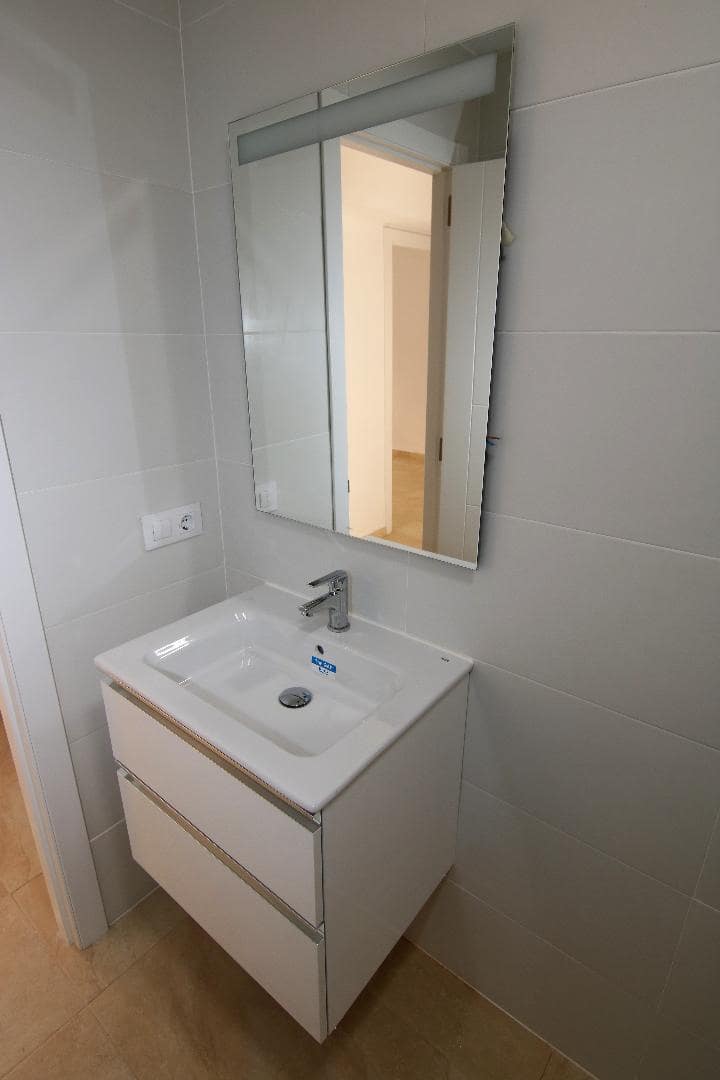 2 bedroom Flat for rent in Torrent - € 875 (Ref: 9395529)