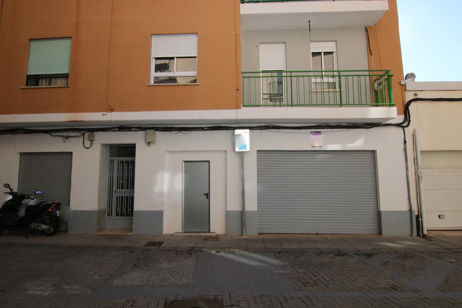 2 bedroom Flat for rent in Torrent - € 875 (Ref: 9395529)