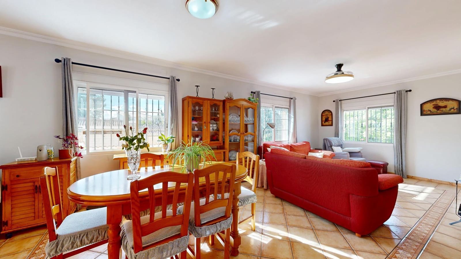 4 soveværelse Villa til salg i Montserrat med swimmingpool - € 375.000 (Ref: 9403381)