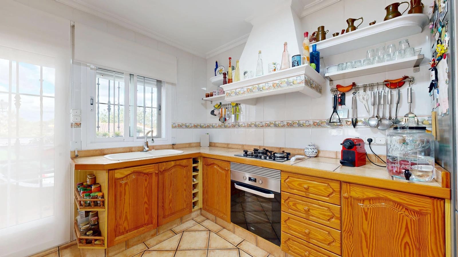 4 soveværelse Villa til salg i Montserrat med swimmingpool - € 375.000 (Ref: 9403381)