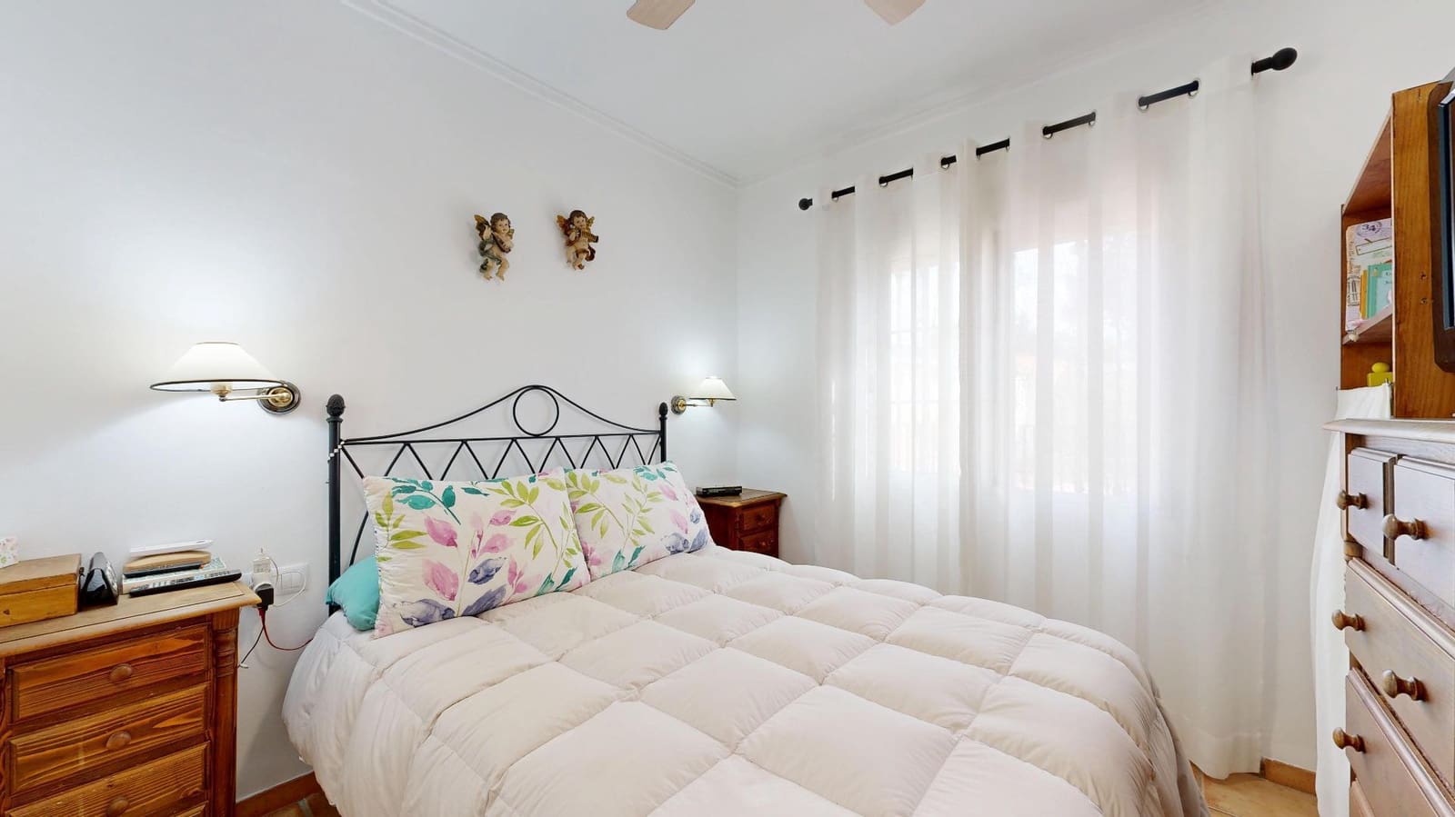 4 soveværelse Villa til salg i Montserrat med swimmingpool - € 375.000 (Ref: 9403381)