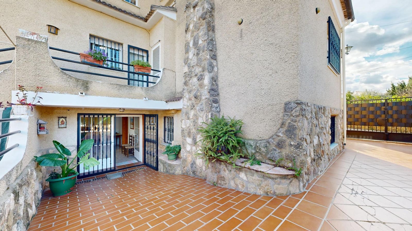 4 soveværelse Villa til salg i Montserrat med swimmingpool - € 375.000 (Ref: 9403381)