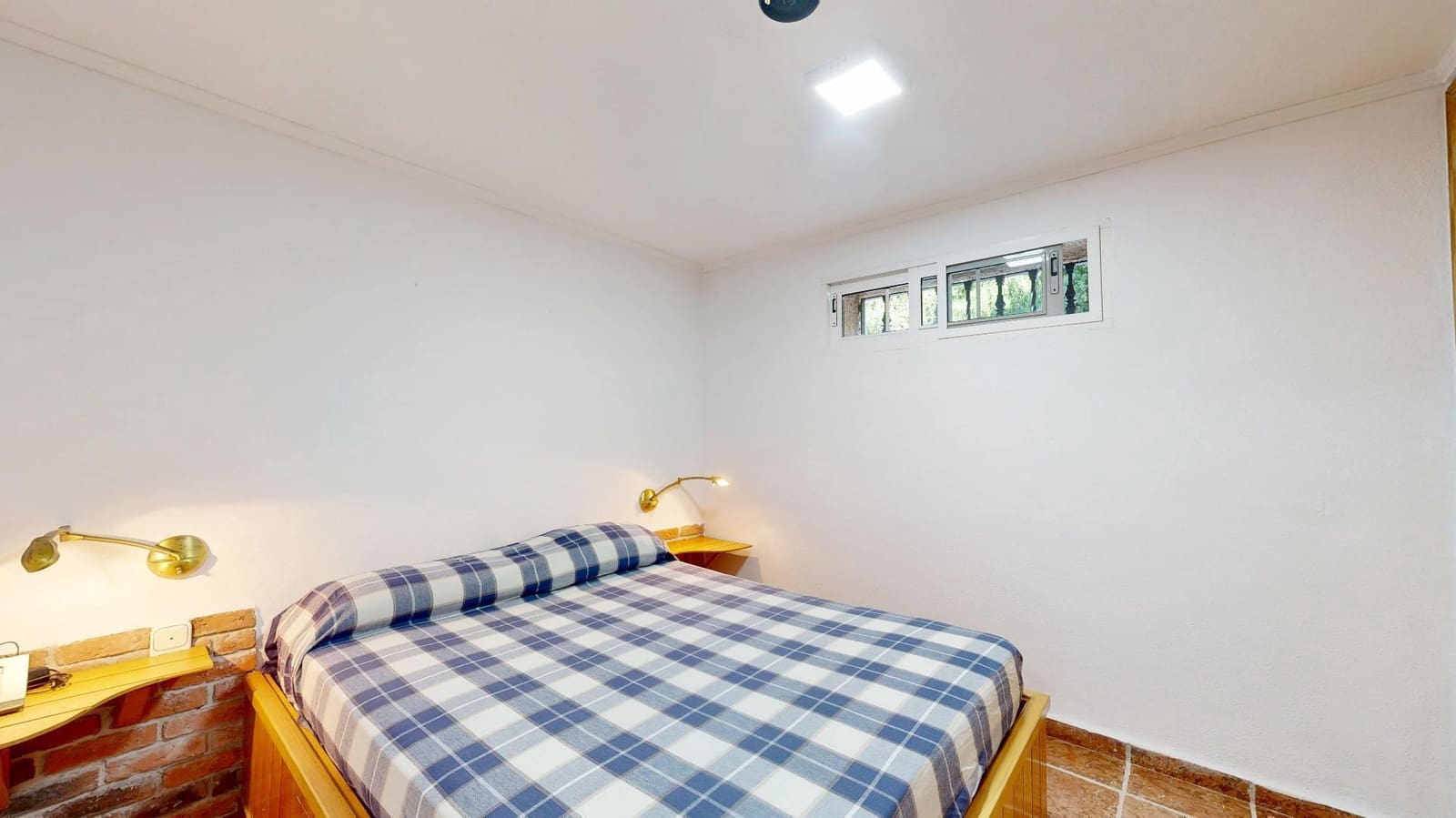 Chalet de 4 habitaciones en Montserrat en venta con piscina - 375.000 € (Ref: 9403381)