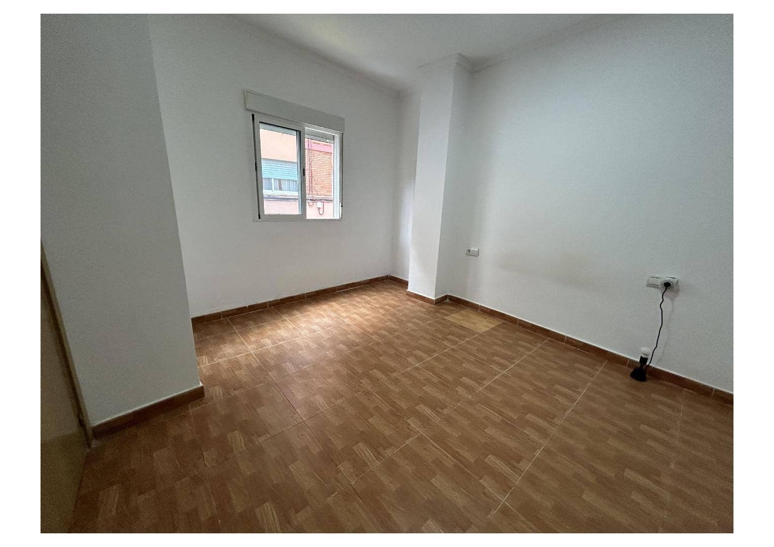 2 soveværelse Lejlighed til leje i Torrent - € 800 (Ref: 9406819)