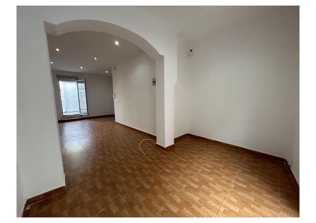 2 soveværelse Lejlighed til leje i Torrent - € 800 (Ref: 9406819)