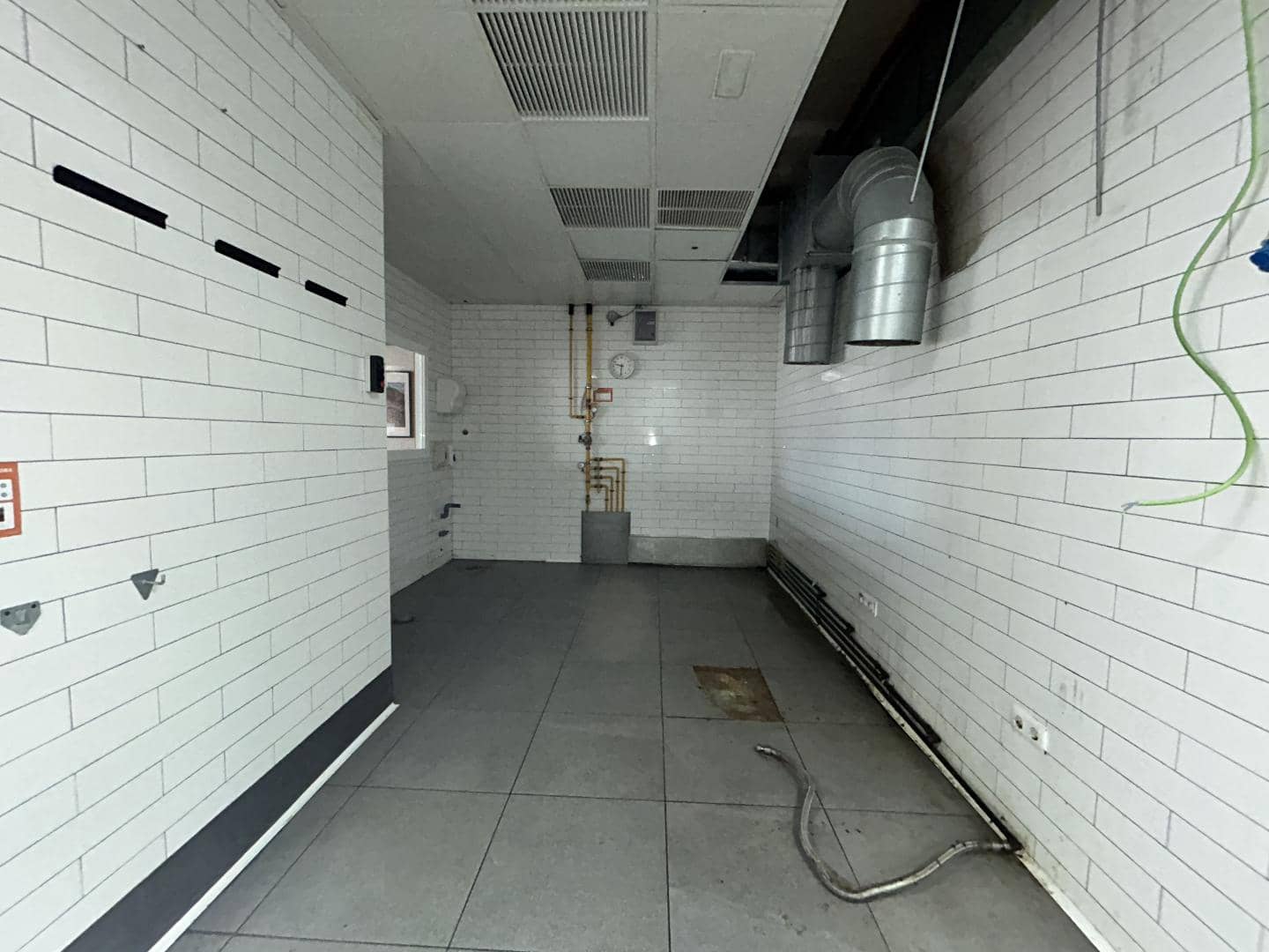 Gewerbe zu vermieten in Torrent - 4.000 € (Ref: 9438947)