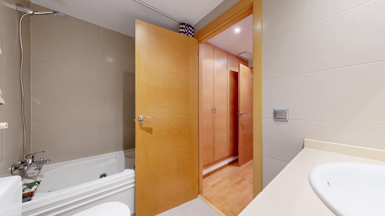 3 slaapkamer Flat te koop in Torrent met zwembad - € 290.000 (Ref: 9449936)