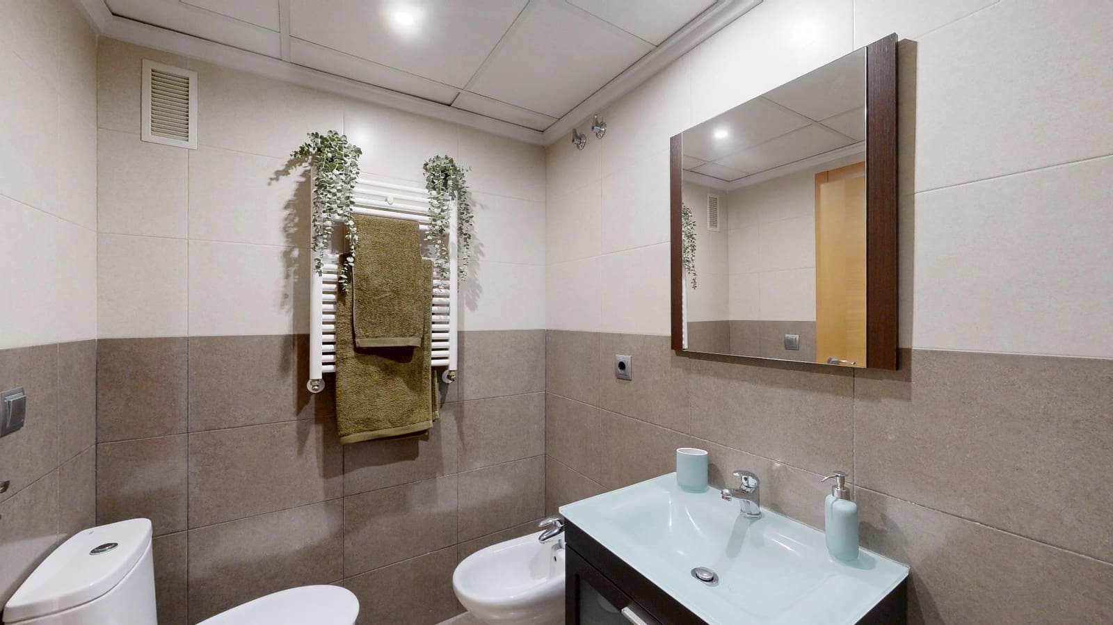 3 slaapkamer Flat te koop in Torrent met zwembad - € 290.000 (Ref: 9449936)