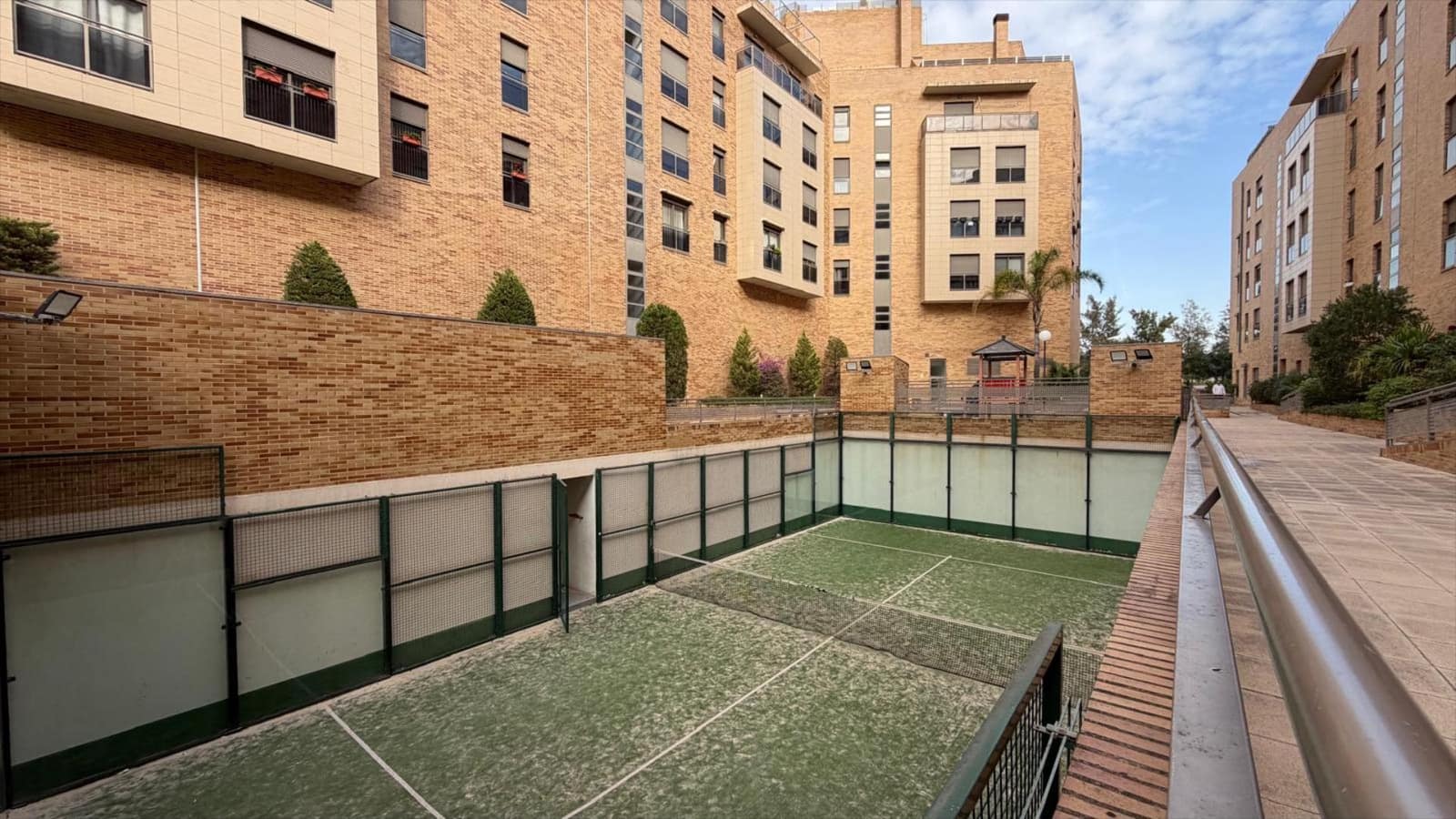 3 slaapkamer Flat te koop in Torrent met zwembad - € 290.000 (Ref: 9449936)