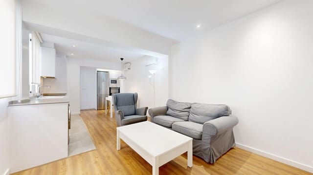 2 slaapkamer Flat te huur in Torrent - € 1.000 (Ref: 9454811)