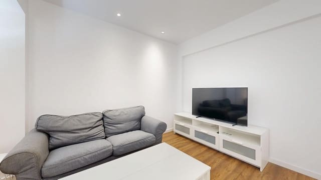 2 slaapkamer Flat te huur in Torrent - € 1.000 (Ref: 9454811)