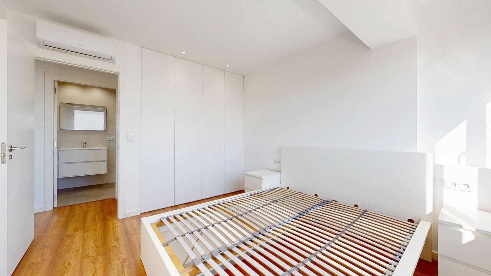 2 sypialnia Mieszkanie do wynajęcia w Torrent - 1 000 € (Ref: 9454811)