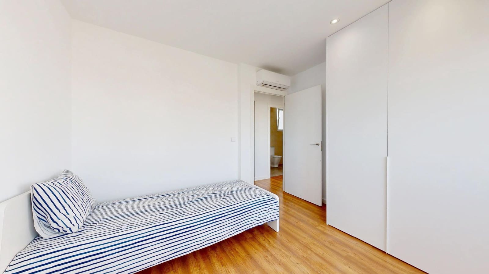 2 sypialnia Mieszkanie do wynajęcia w Torrent - 1 000 € (Ref: 9454811)