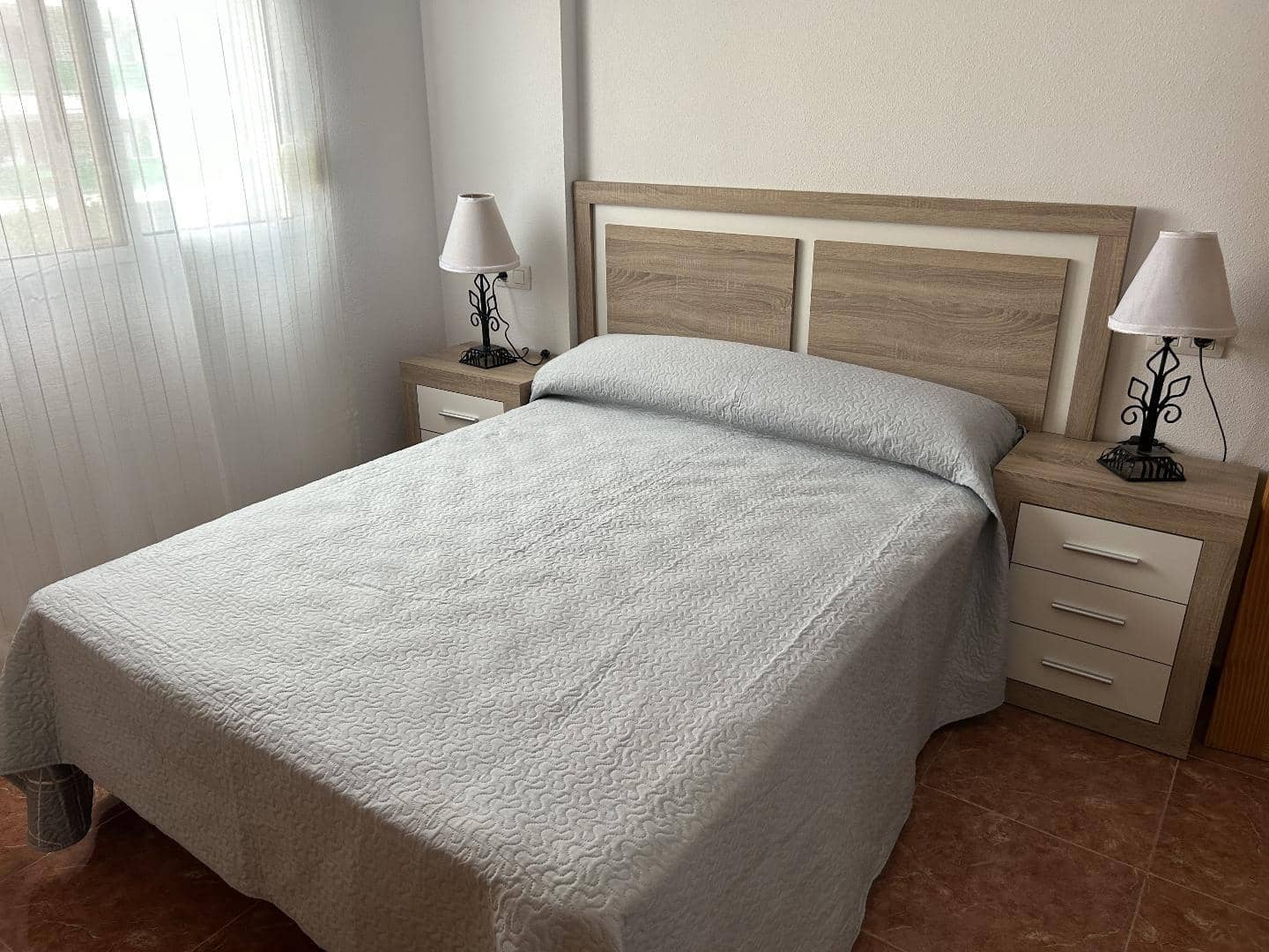 3 slaapkamer Flat te huur in Chilches - € 700 (Ref: 9455681)