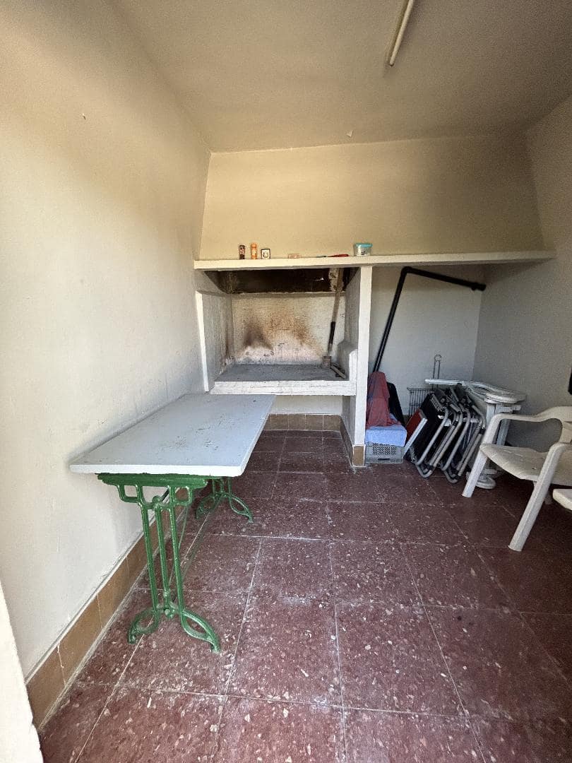 Villa for sale in Torrent with pool - € 275,000 (Ref: 9590469)