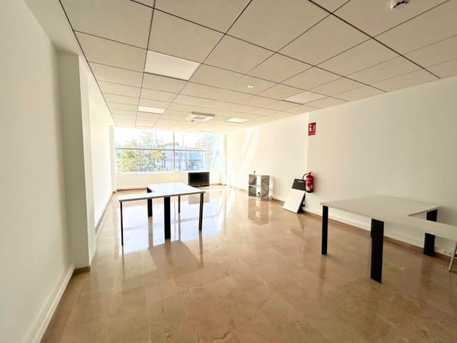 Office for rent in Torrent - € 650 (Ref: 9605406)