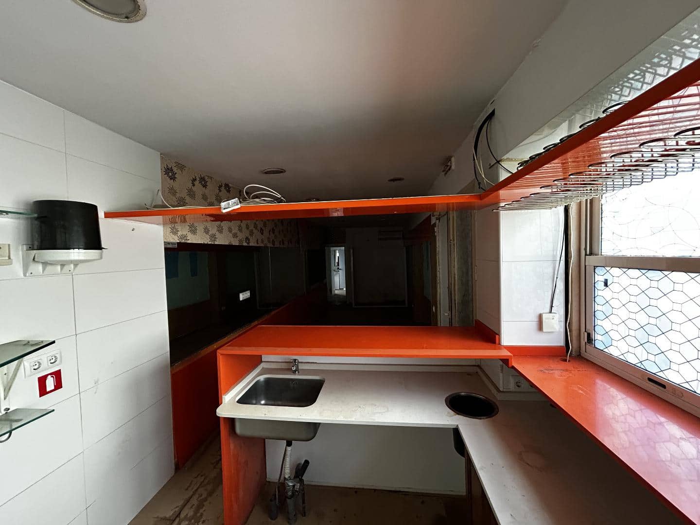 Gewerbe zu verkaufen in Alaquas - 145.000 € (Ref: 9700080)