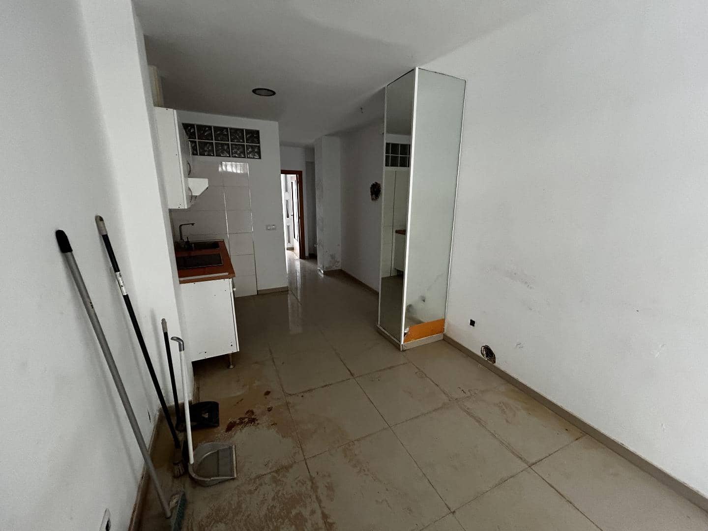 Gewerbe zu verkaufen in Alaquas - 145.000 € (Ref: 9700080)