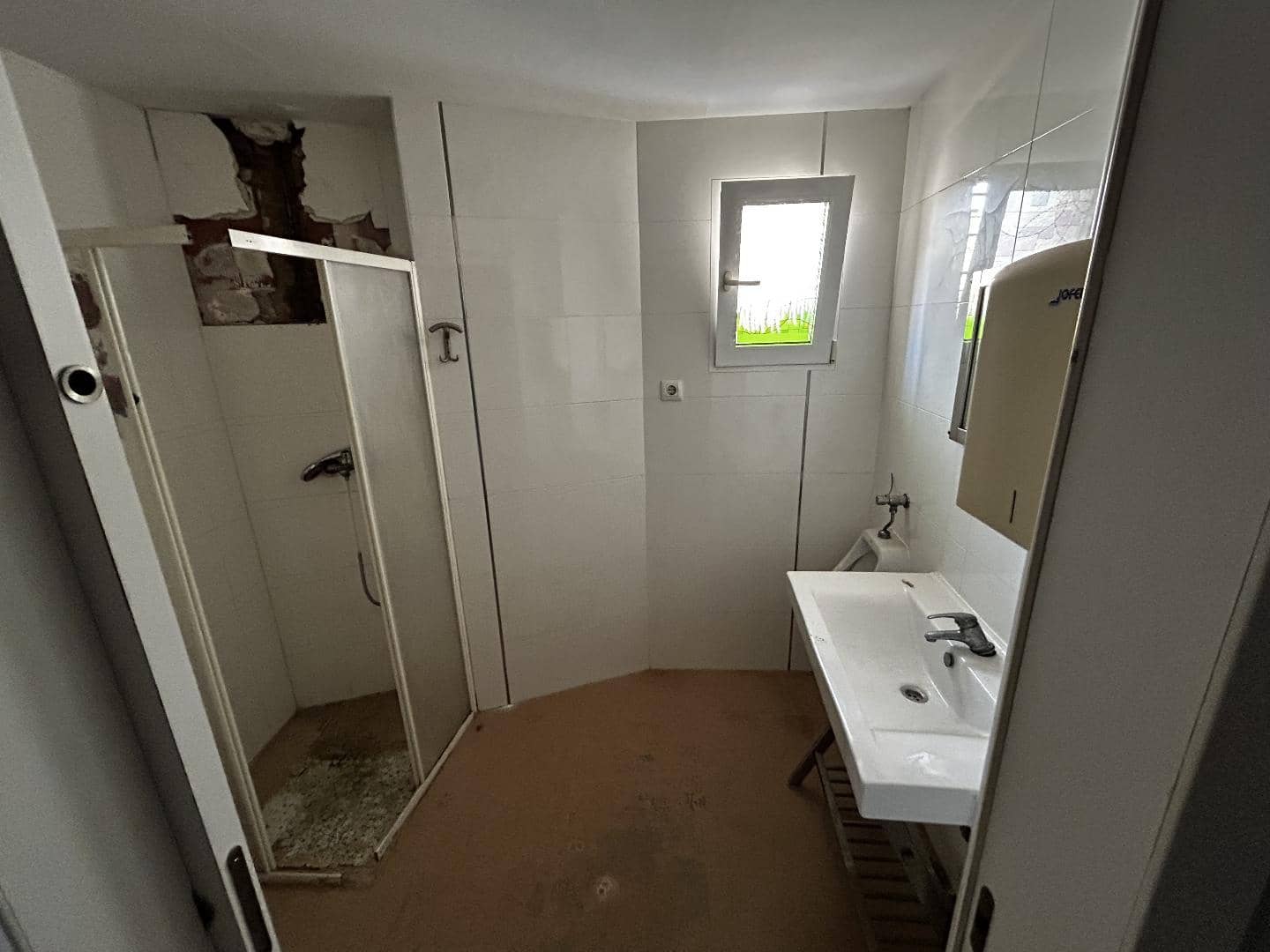 Gewerbe zu verkaufen in Alaquas - 145.000 € (Ref: 9700080)