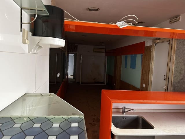 Commerciale in vendita in Alaquàs - 145.000 € (Rif: 9700080)