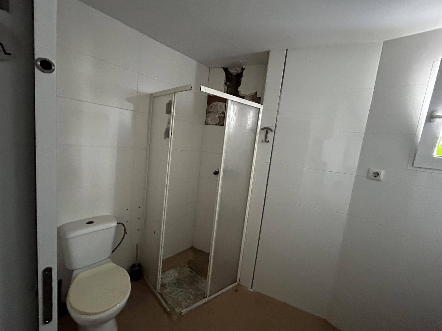 Gewerbe zu verkaufen in Alaquas - 145.000 € (Ref: 9700080)