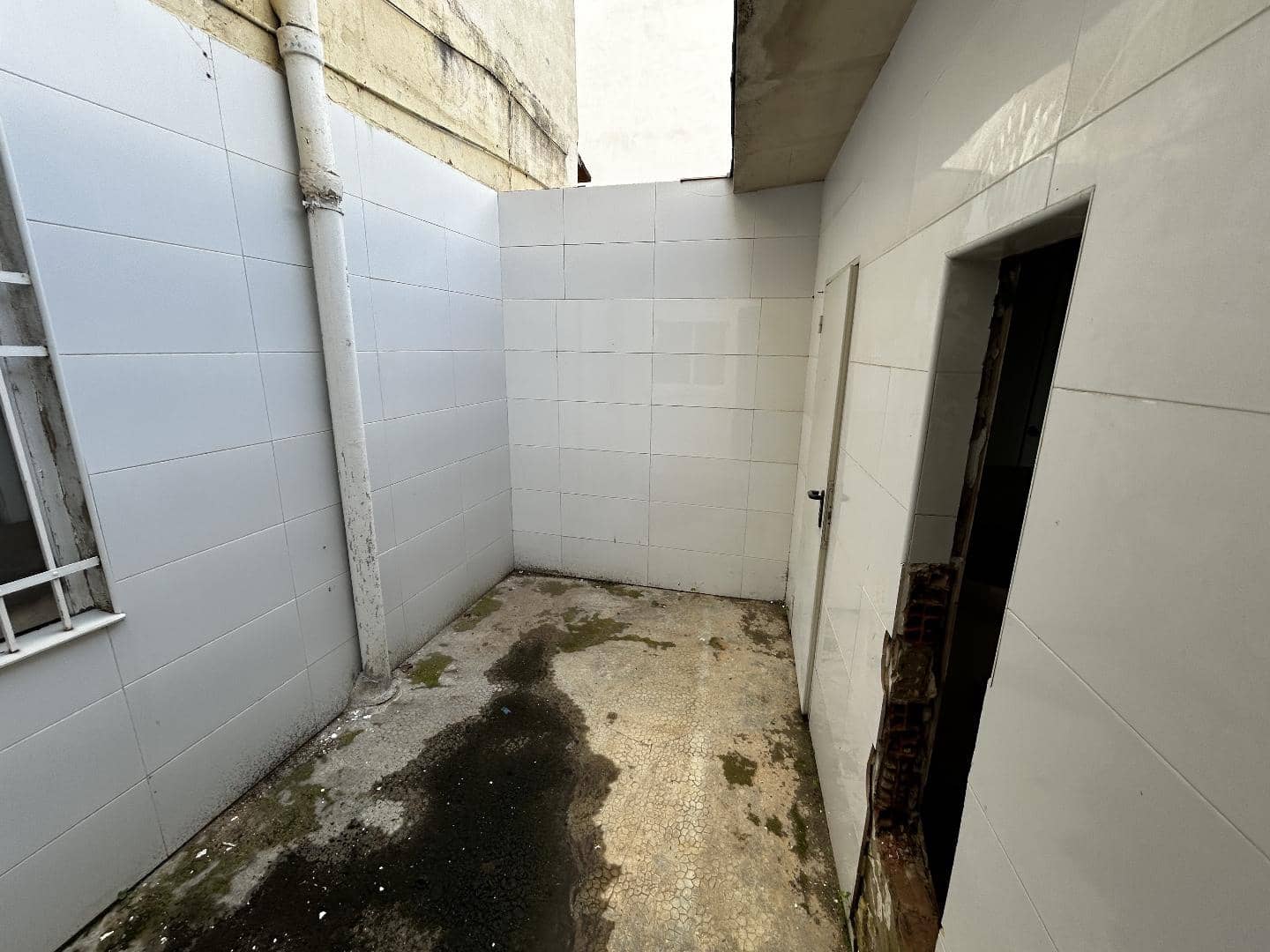 Gewerbe zu verkaufen in Alaquas - 145.000 € (Ref: 9700080)