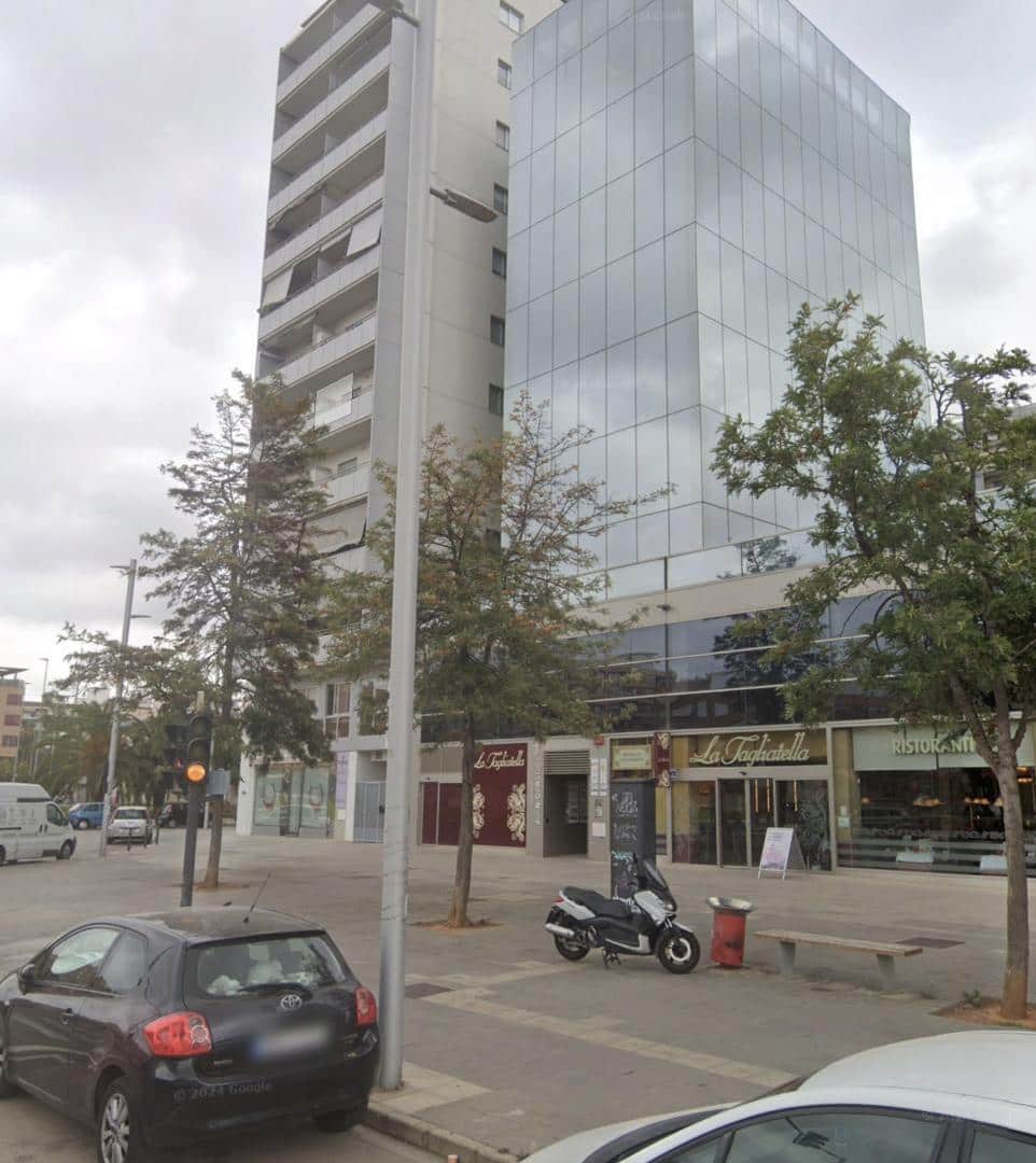 Garage for sale in Torrent - € 16,000 (Ref: 9730817)