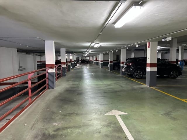 Garage for sale in Torrent - € 15,000 (Ref: 9737108)