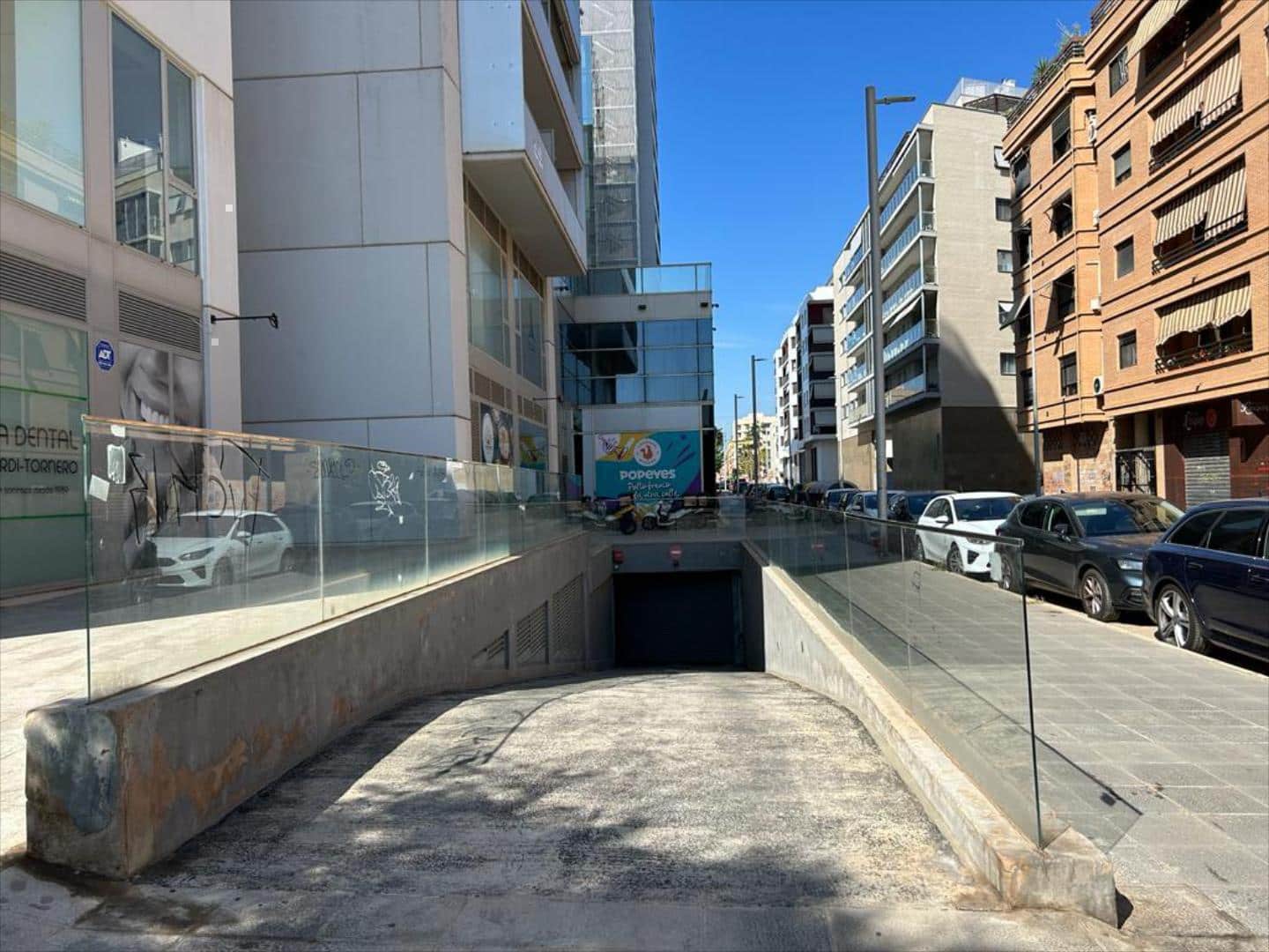 Garage for sale in Torrent - € 15,000 (Ref: 9737108)