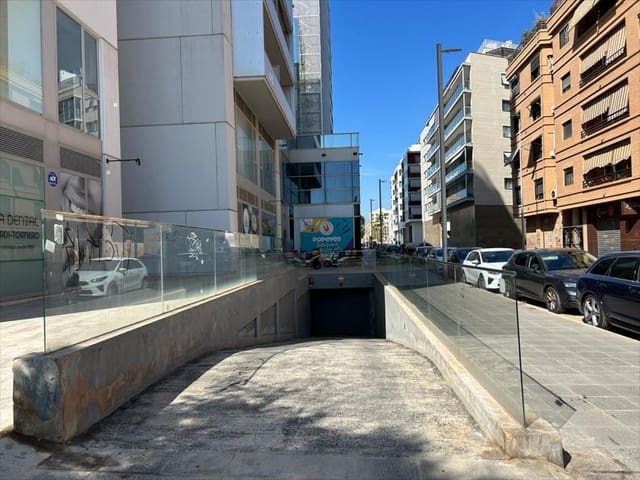 Garage for sale in Torrent - € 15,000 (Ref: 9737108)