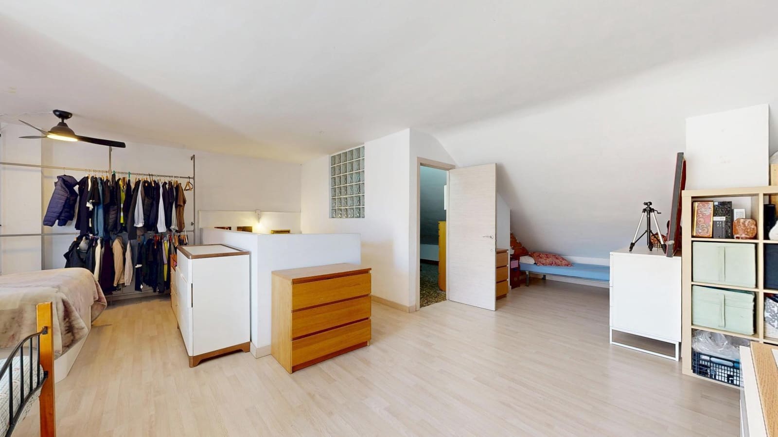 4 bedroom Penthouse for sale in Valencia city - € 520,000 (Ref: 9752308)