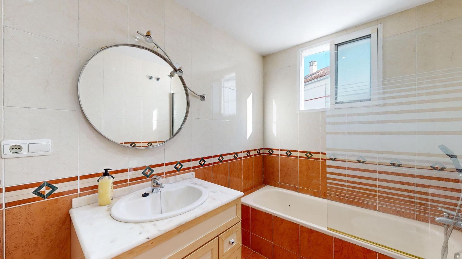 4 bedroom Penthouse for sale in Valencia city - € 520,000 (Ref: 9752308)