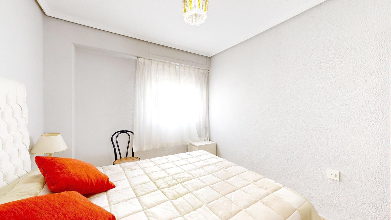 4 sovrum Lägenhet till salu i Torrent - 285 000 € (Ref: 9753509)