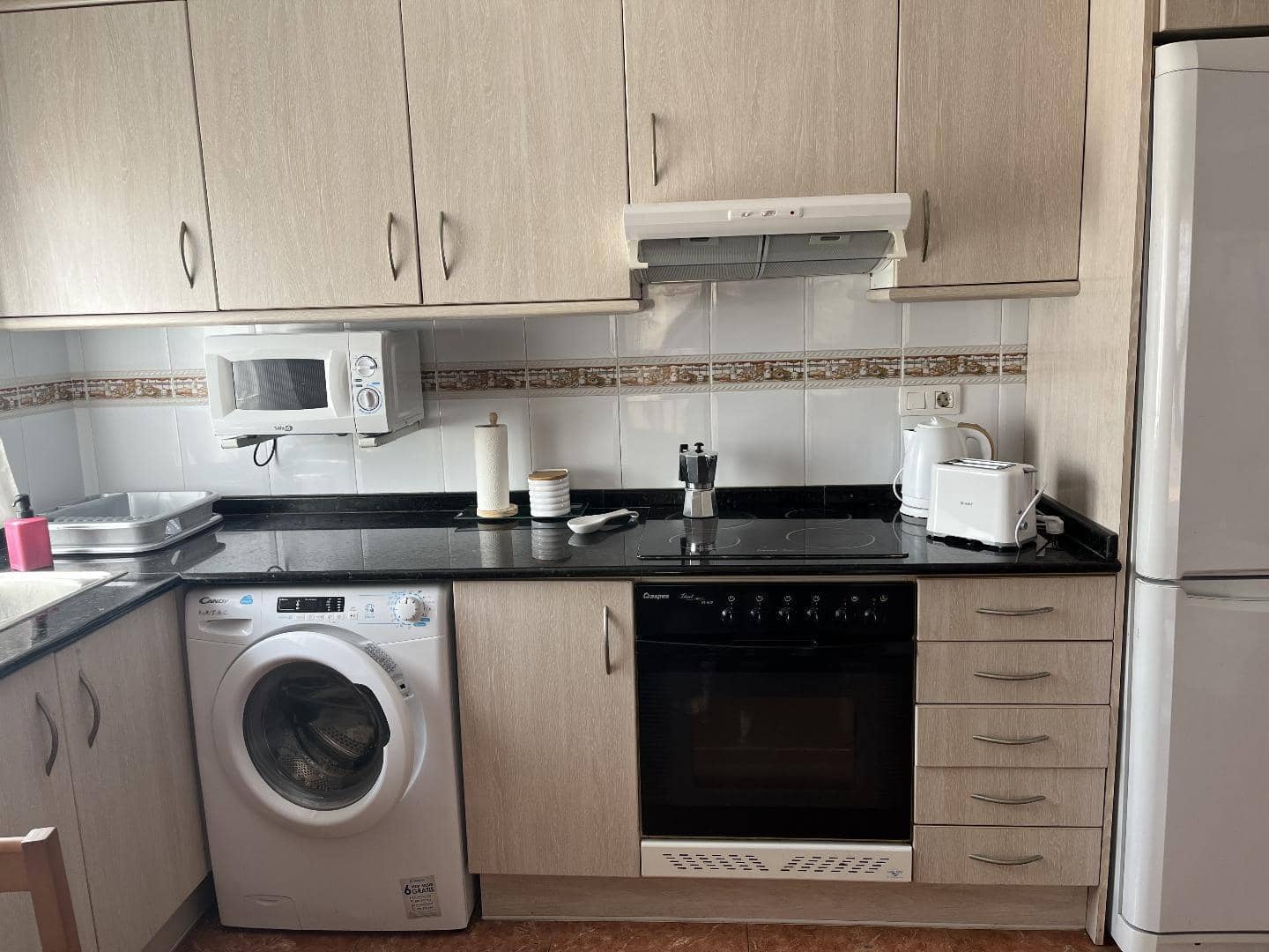 3 bedroom Flat for rent in Chilches - € 1,200 (Ref: 9762284)