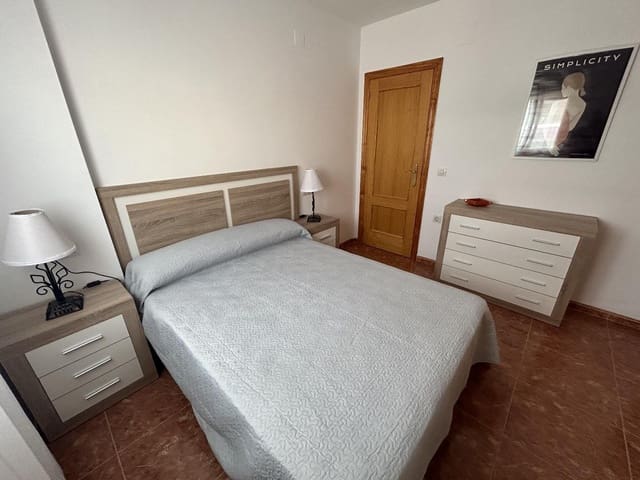 3 makuuhuone Asunto vuokrattavana paikassa Playa de Chilches, Chilches - 1 200 € (Ref: 9762284)