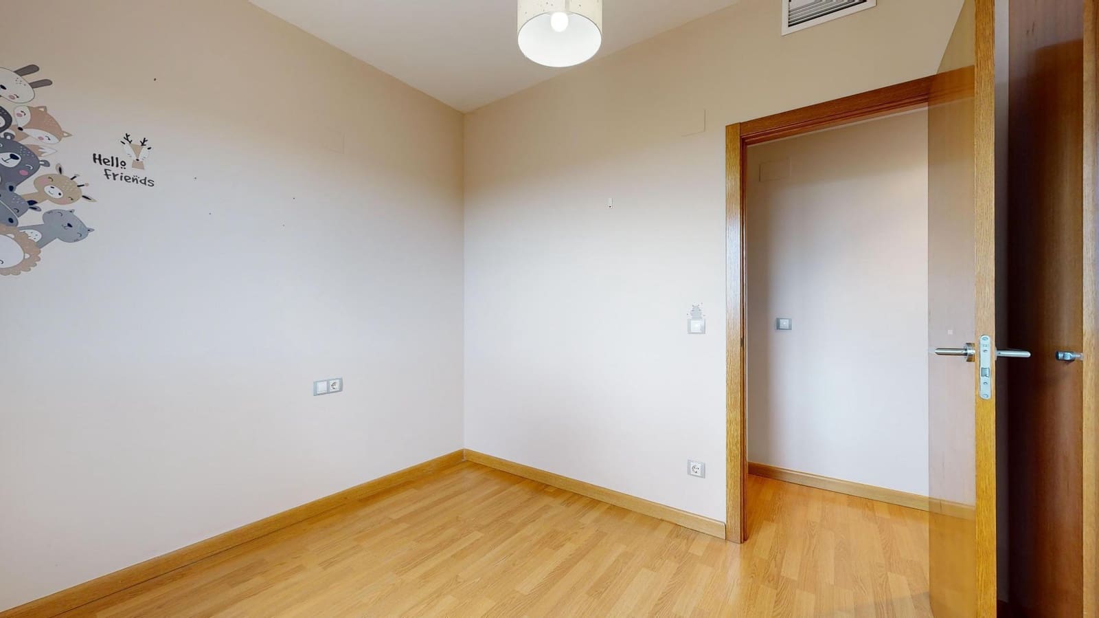 2 makuuhuone Kattohuoneisto vuokrattavana paikassa Torrent mukana 
autotalli - 1 250 € (Ref: 9788709)