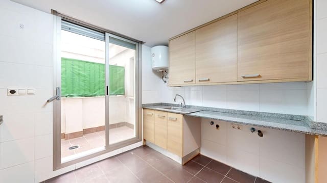 3 bedroom Flat for sale in Montserrat - € 172,000 (Ref: 9795944)